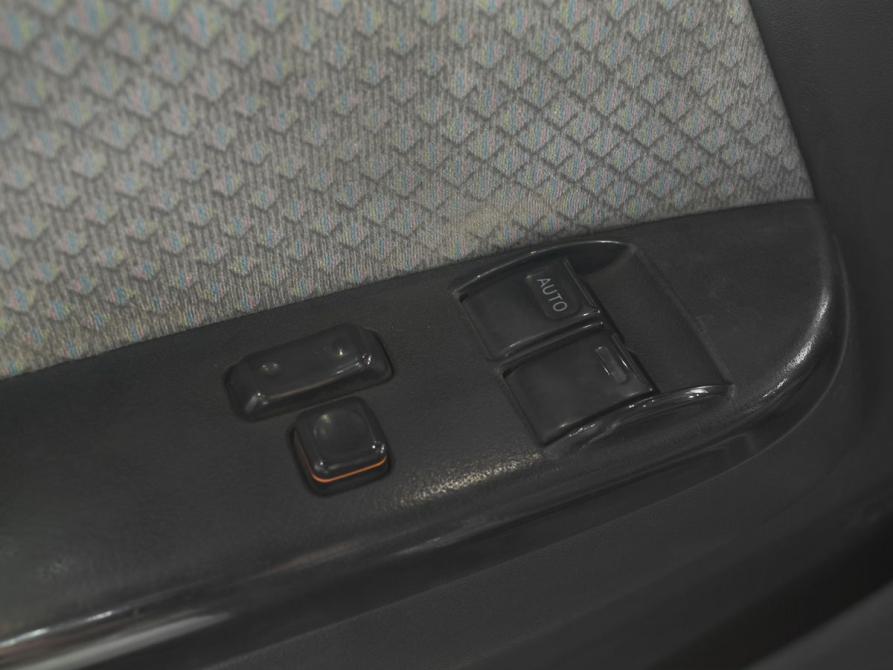 Toyota HiAce H200 Кемерово  - изображение 18