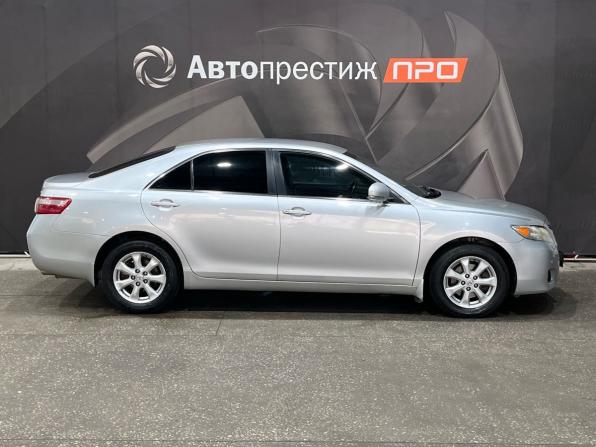 Toyota Camry VI (XV40) Рестайлинг с пробегом 2010 года, цена 1 074 000 рублей, 232050 км, седан, Автокод Объявления