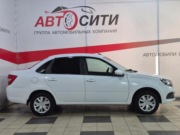 Lada (ВАЗ) Granta I Рестайлинг с пробегом 2022 года, цена 791 000 рублей, 55030 км, седан, Автокод Объявления