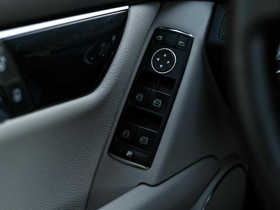 Mercedes-Benz C-Класс III (W204) Санкт-Петербург  - изображение 10