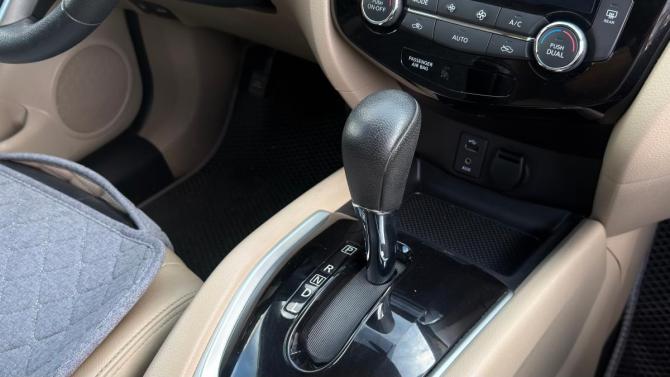 Nissan Rogue II с пробегом 2015 года, цена 1 575 000 рублей, 170195 км, внедорожник, Автокод Объявления