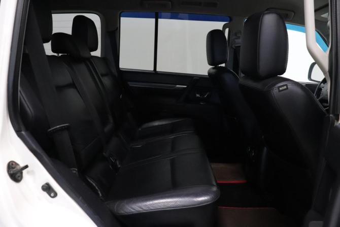 Mitsubishi Pajero IV с пробегом 2011 года, цена 1 702 000 рублей, 310702 км, внедорожник, Автокод Объявления
