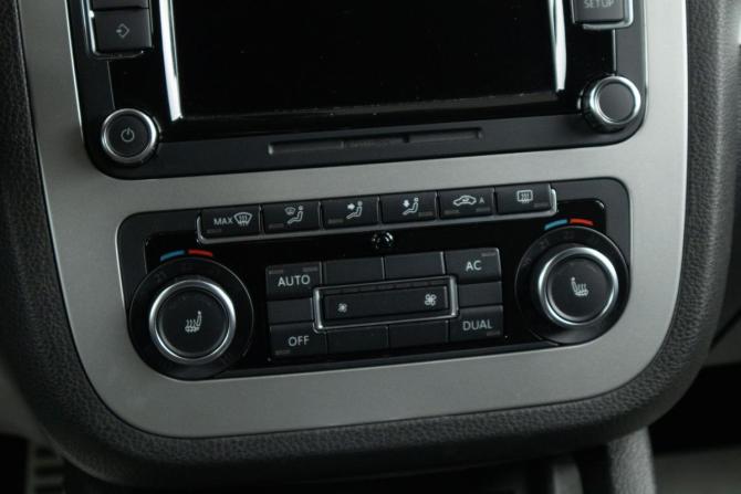 Volkswagen Scirocco III с пробегом 2011 года, цена 1 969 000 рублей, 69900 км, хэтчбек, Автокод Объявления