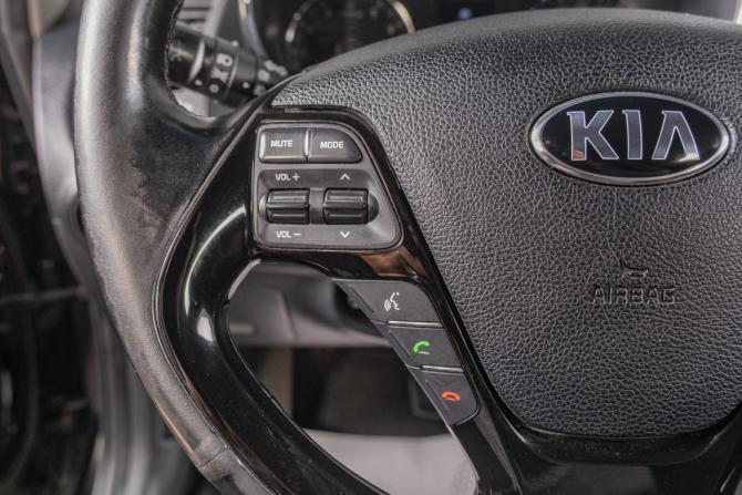 Kia Cerato III Рестайлинг (Classic) с пробегом 2018 года, цена 1 299 000 рублей, 121000 км, седан, Автокод Объявления