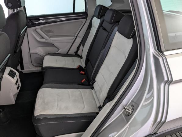 Volkswagen Tiguan II с пробегом 2017 года, цена 2 400 000 рублей, 137141 км, внедорожник, Автокод Объявления