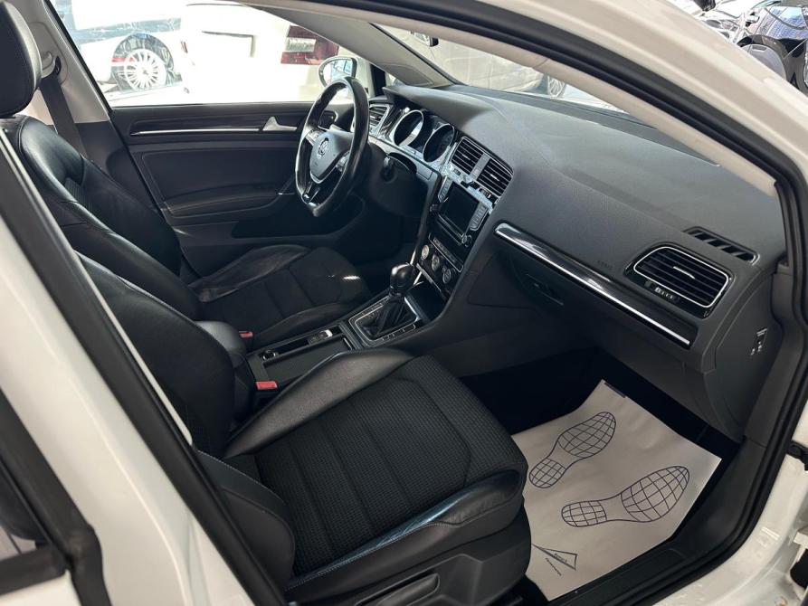 Volkswagen Golf VII Санкт-Петербург  - изображение 37