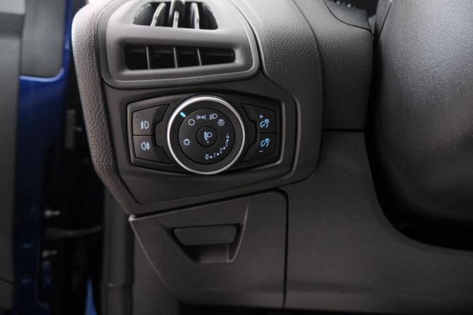 Ford Focus III Рестайлинг с пробегом 2017 года, цена 1 049 000 рублей, 102300 км, хэтчбек, Автокод Объявления
