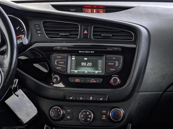 Kia Ceed II с пробегом 2014 года, цена 1 200 000 рублей, 138142 км, хэтчбек, Автокод Объявления