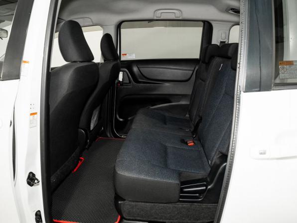 Toyota Sienta I Рестайлинг 2 с пробегом 2015 года, цена 1 149 500 рублей, 169168 км, компактвэн, Автокод Объявления