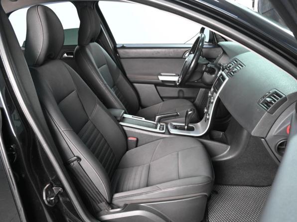 Volvo S40 II Рестайлинг с пробегом 2012 года, цена 1 079 000 рублей, 175717 км, седан, Автокод Объявления
