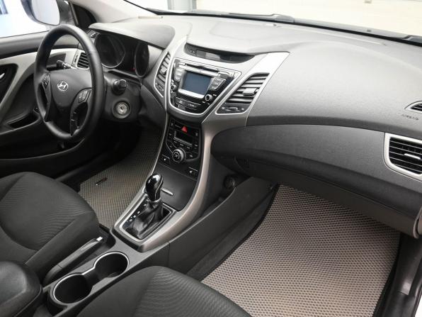 Hyundai Elantra V (MD) Рестайлинг с пробегом 2014 года, цена 1 249 000 рублей, 179997 км, седан, Автокод Объявления