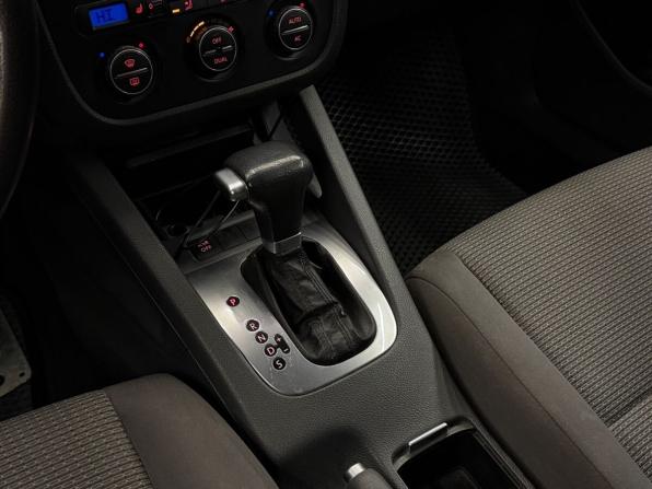 Volkswagen Jetta V с пробегом 2008 года, цена 535 000 рублей, 347430 км, седан, Автокод Объявления