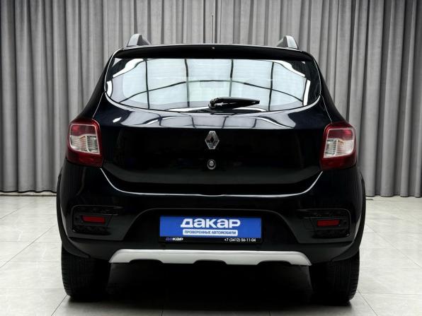 Renault Sandero II с пробегом 2016 года, цена 799 000 рублей, 176977 км, хэтчбек, Автокод Объявления