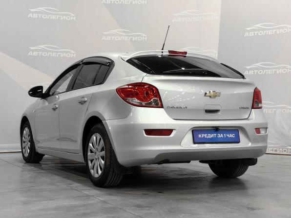 Chevrolet Cruze I с пробегом 2012 года, цена 670 000 рублей, 255347 км, хэтчбек, Автокод Объявления