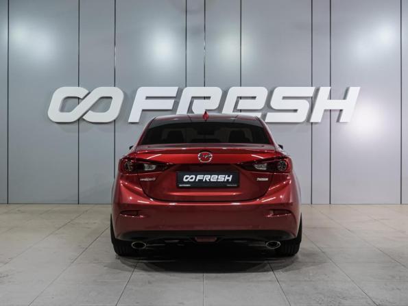 Mazda 3 III (BM) Рестайлинг с пробегом 2018 года, цена 1 399 000 рублей, 170954 км, седан, Автокод Объявления