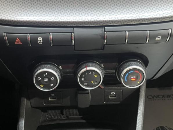 Lada (ВАЗ) Vesta I Рестайлинг (NG) с пробегом 2024 года, цена 1 338 000 рублей, 25313 км, седан, Автокод Объявления