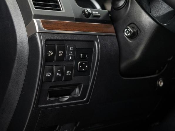Toyota Land Cruiser 200 Series Рестайлинг 2 с пробегом 2019 года, цена 6 700 000 рублей, 264000 км, внедорожник, Автокод Объявления