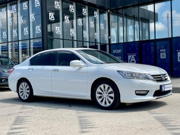 Honda Accord IX с пробегом 2013 года, цена 1 450 000 рублей, 172000 км, седан, Автокод Объявления