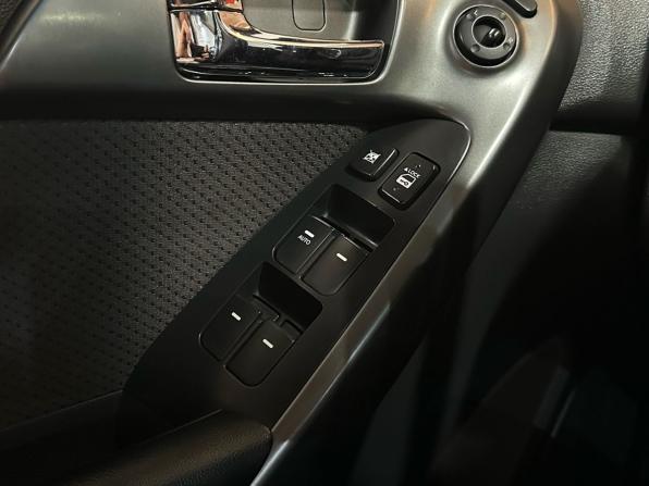 Kia Cerato II с пробегом 2012 года, цена 749 900 рублей, 329987 км, седан, Автокод Объявления