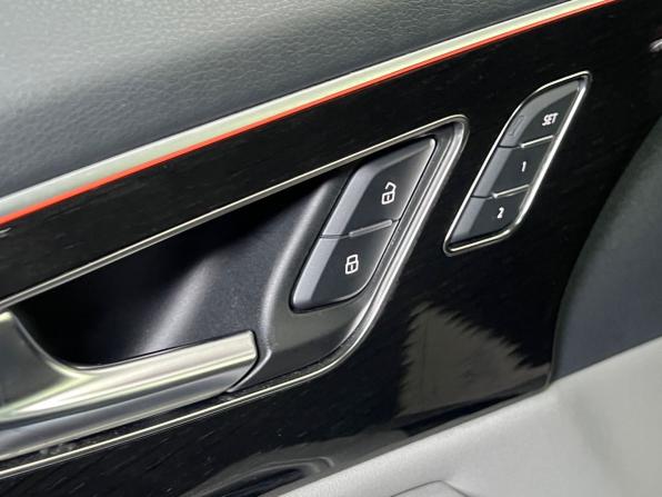 Audi Q8 I (4M) с пробегом 2022 года, цена 9 300 000 рублей, 32595 км, внедорожник, Автокод Объявления