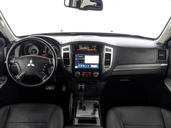 Mitsubishi Pajero IV Рестайлинг 2 с пробегом 2015 года, цена 2 590 000 рублей, 141320 км, внедорожник, Автокод Объявления