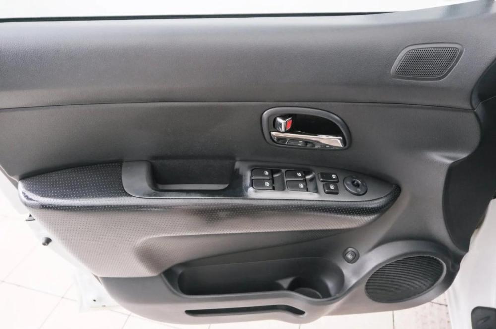 Kia Carens II (UN) Красноярск  - изображение 19