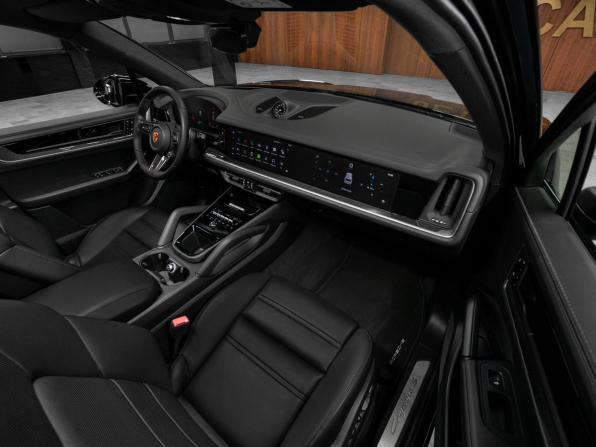 Porsche Cayenne III Рестайлинг с пробегом 2023 года, цена 17 370 000 рублей, 13772 км, внедорожник, Автокод Объявления
