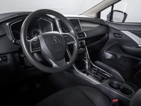 Mitsubishi Xpander I с пробегом 2022 года, цена 2 389 000 рублей, 66000 км, внедорожник, Автокод Объявления