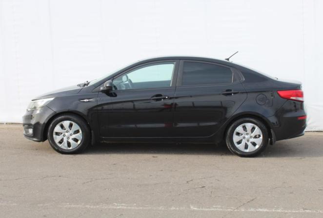 Kia Rio III Рестайлинг с пробегом 2016 года, цена 875 000 рублей, 72529 км, седан, Автокод Объявления