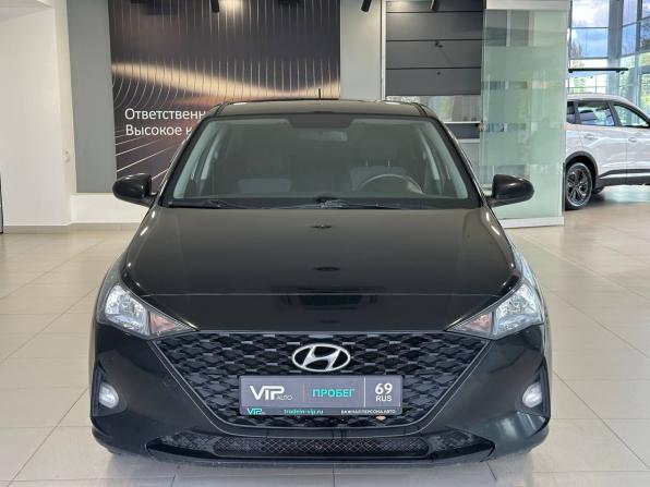 Hyundai Solaris II Рестайлинг с пробегом 2020 года, цена 1 597 000 рублей, 121065 км, седан, Автокод Объявления