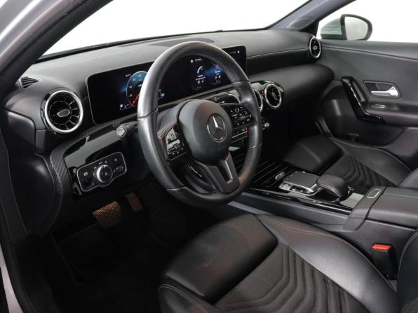 Mercedes-Benz A-Класс IV (W177) с пробегом 2019 года, цена 1 997 000 рублей, 104783 км, седан, Автокод Объявления