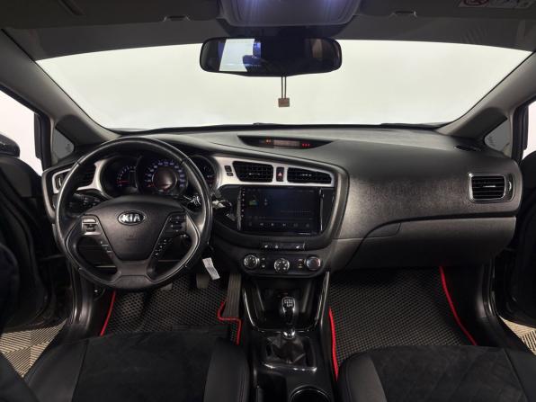 Kia Ceed II Рестайлинг с пробегом 2015 года, цена 1 380 000 рублей, 90429 км, хэтчбек, Автокод Объявления