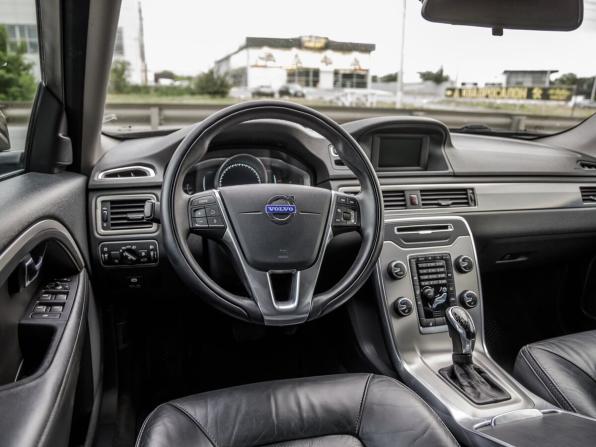 Volvo XC70 II Рестайлинг с пробегом 2014 года, цена 1 898 000 рублей, 218908 км, универсал, Автокод Объявления