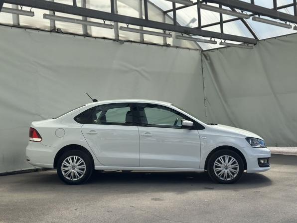 Volkswagen Polo V Рестайлинг с пробегом 2018 года, цена 1 150 000 рублей, 128500 км, седан, Автокод Объявления