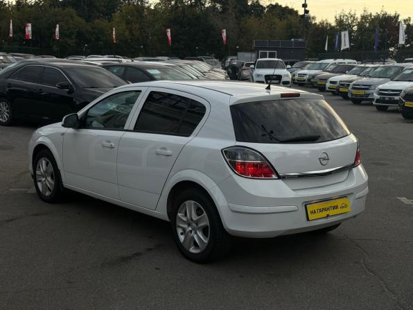 Opel Astra H Рестайлинг с пробегом 2012 года, цена 549 000 рублей, 172933 км, хэтчбек, Автокод Объявления