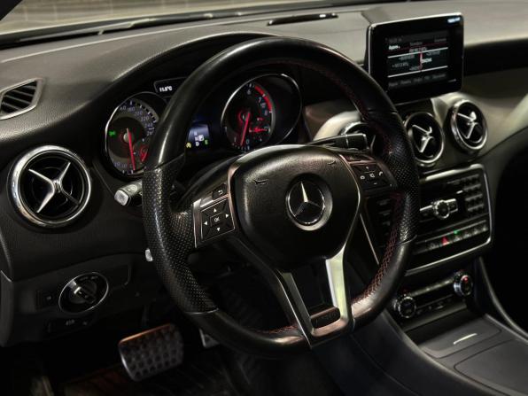 Mercedes-Benz GLA I (X156) с пробегом 2015 года, цена 2 370 000 рублей, 81937 км, внедорожник, Автокод Объявления