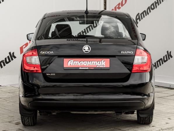 Skoda Rapid I с пробегом 2017 года, цена 1 245 000 рублей, 102651 км, лифтбек, Автокод Объявления