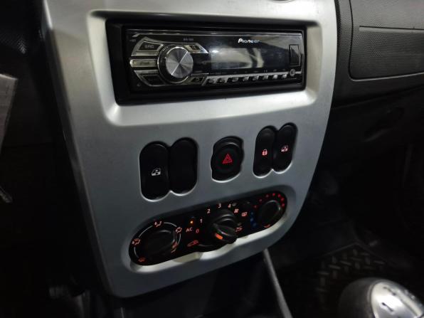 Renault Logan I Рестайлинг с пробегом 2012 года, цена 420 000 рублей, 206698 км, седан, Автокод Объявления