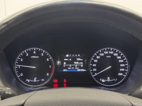 Hyundai Genesis II с пробегом 2015 года, цена 1 899 000 рублей, 122102 км, седан, Автокод Объявления
