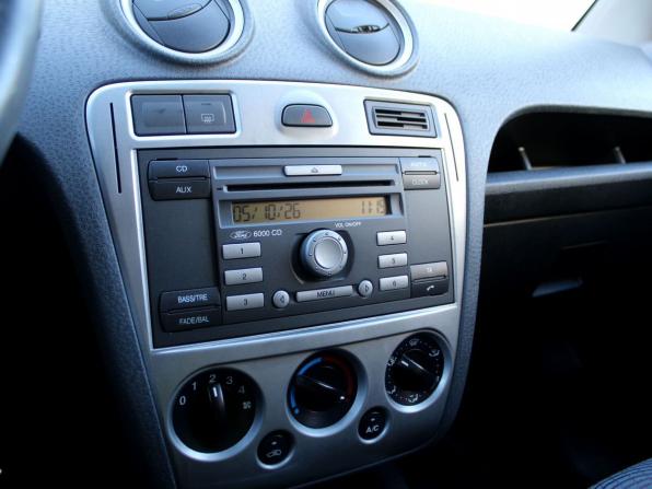 Ford Fusion I Рестайлинг с пробегом 2009 года, цена 424 000 рублей, 242067 км, хэтчбек, Автокод Объявления