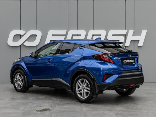 Toyota C-HR I Рестайлинг с пробегом 2020 года, цена 2 590 000 рублей, 61484 км, внедорожник, Автокод Объявления