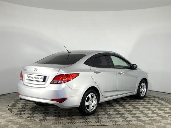 Hyundai Solaris I Рестайлинг с пробегом 2016 года, цена 869 000 рублей, 174149 км, седан, Автокод Объявления