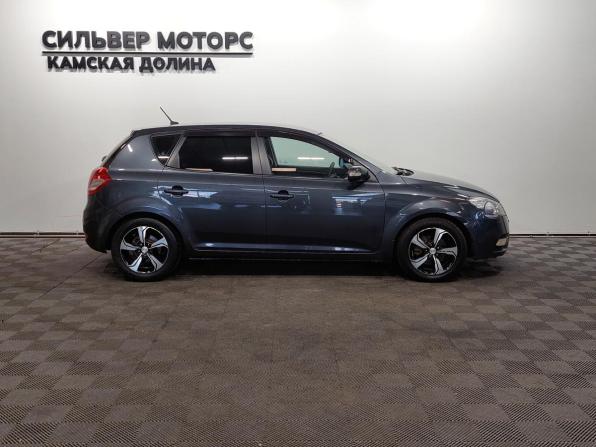 Kia Ceed I Рестайлинг с пробегом 2011 года, цена 675 000 рублей, 195000 км, хэтчбек, Автокод Объявления