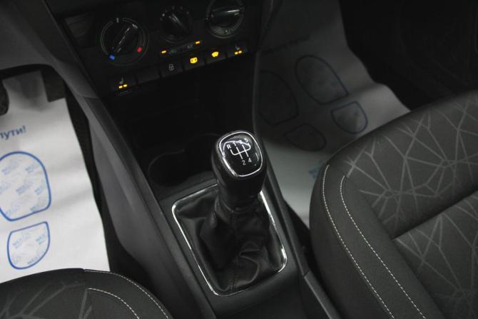 Skoda Rapid I Рестайлинг с пробегом 2018 года, цена 1 255 400 рублей, 125011 км, лифтбек, Автокод Объявления