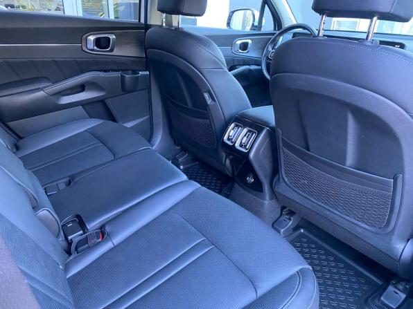 Kia Sorento IV Рестайлинг с пробегом 2024 года, цена 4 999 000 рублей, 37212 км, внедорожник, Автокод Объявления