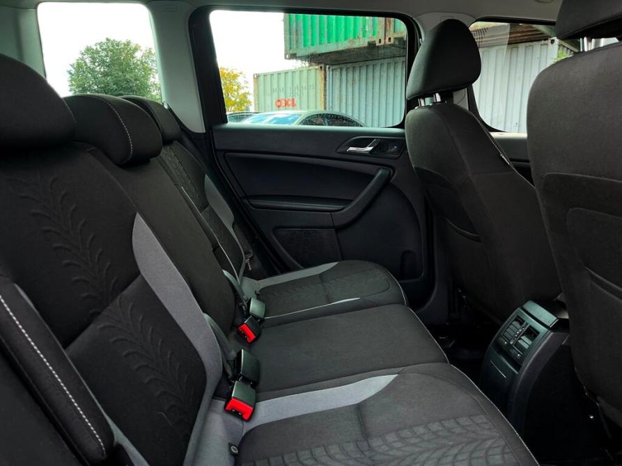 Skoda Yeti I Рестайлинг Санкт-Петербург  - изображение 8