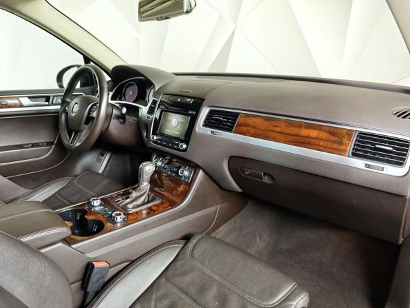 Volkswagen Touareg II с пробегом 2014 года, цена 2 743 000 рублей, 98150 км, внедорожник, Автокод Объявления