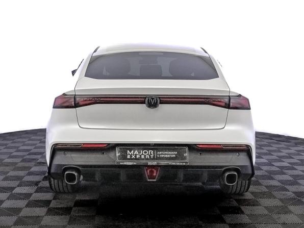 Changan UNI-V I с пробегом 2023 года, цена 2 370 000 рублей, 35494 км, лифтбек, Автокод Объявления