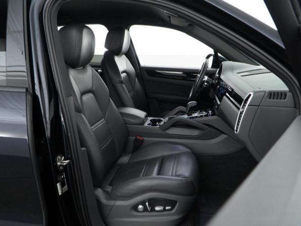 Porsche Cayenne III с пробегом 2018 года, цена 5 584 050 рублей, 127881 км, внедорожник, Автокод Объявления