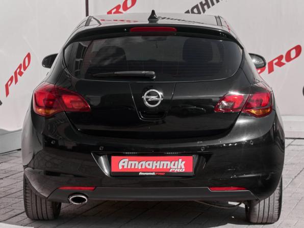 Opel Astra J с пробегом 2011 года, цена 600 000 рублей, 221500 км, хэтчбек, Автокод Объявления